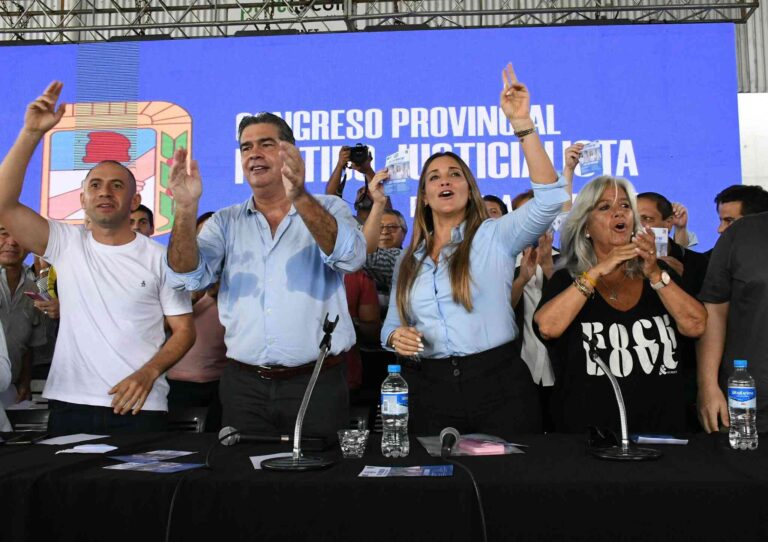 En unidad y con un fuerte respaldo a la lista del Frente Chaco Merece Más, sesionó el Congreso del PJ provincial