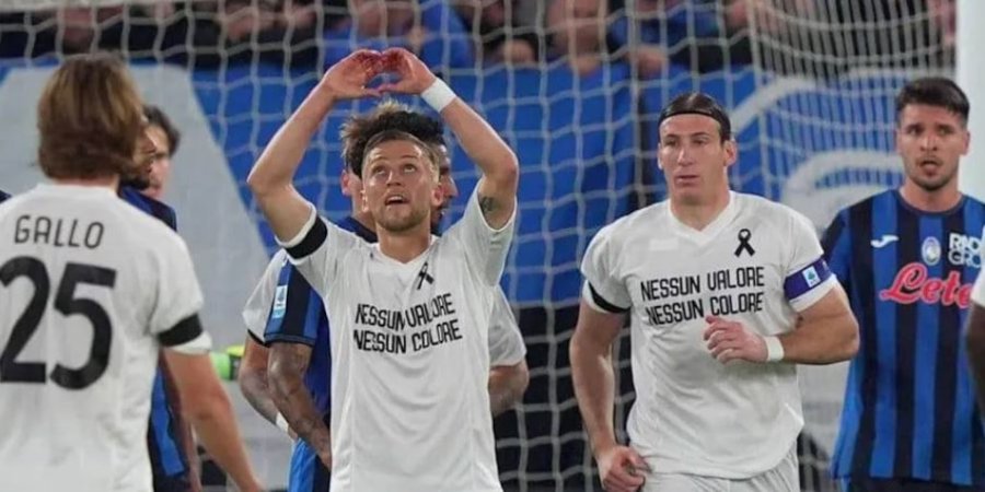 “Sentimos los valores pisoteados”: los motivos por los que un equipo italiano jugó con una camiseta sin su escudo ni sus colores