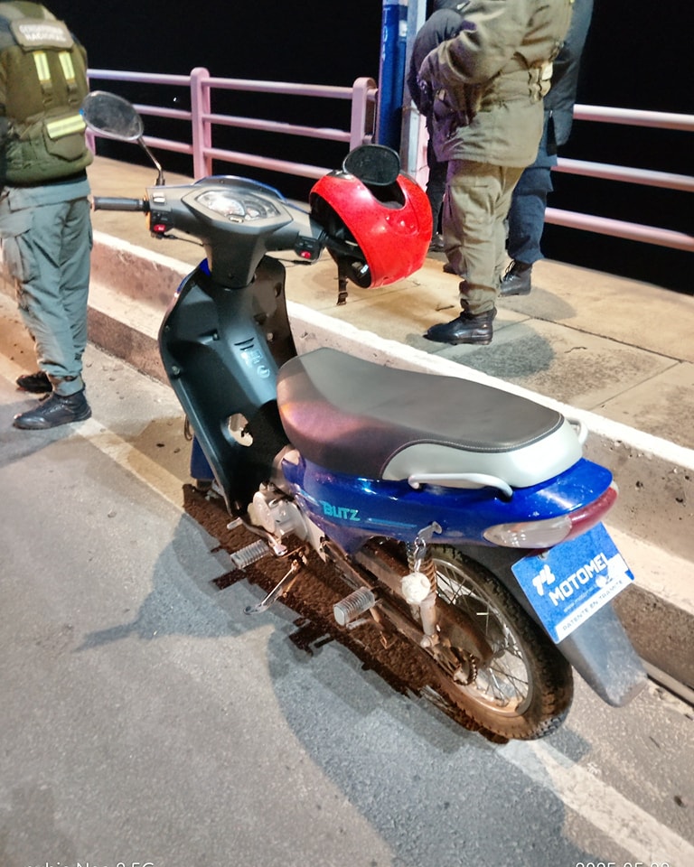 Puente General Belgrano: Hombre se arrojó al río Paraná tras estacionar su motocicleta
