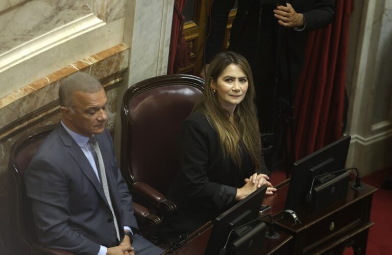 Cayó Ficha Limpia: Los misioneros le salvaron a Milei el pacto con Cristina