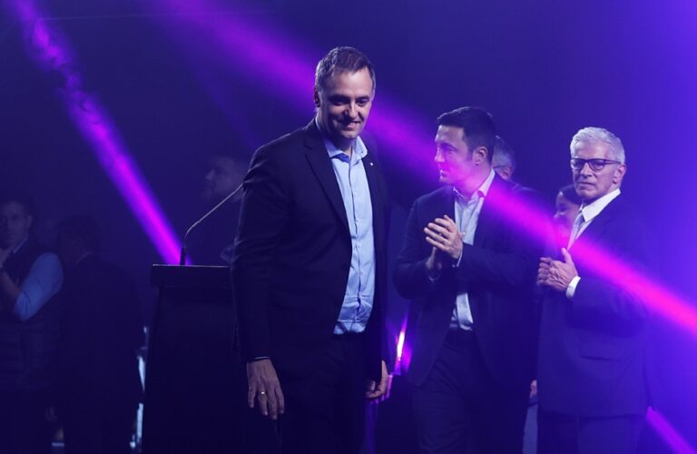 Adorni ganó las elecciones en la Ciudad y Milei liquida la pelea con Macri