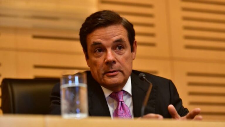 “A mí me llamó Javier Milei”: el exgobernador de Misiones Carlos Rovira aseguró que el Presidente le pidió que sus senadores cambiaran su voto