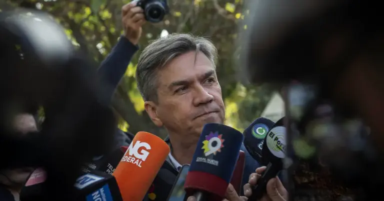 FUNDIERON LA PROVINCIA? La coparticipación no para de caer y Zdero volvió a pedir adelantos