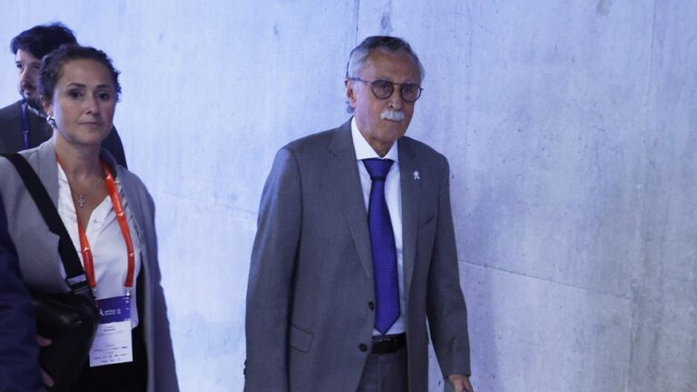 Los trabajadores del Garrahan lanzaron a un paro de 34 horas, ante la negativa del gobierno a negociar