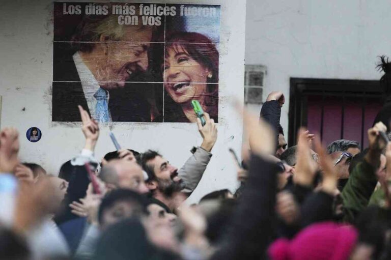 El kirchnerismo muda el Cristipalooza a Plaza de Mayo en un desafío a Milei