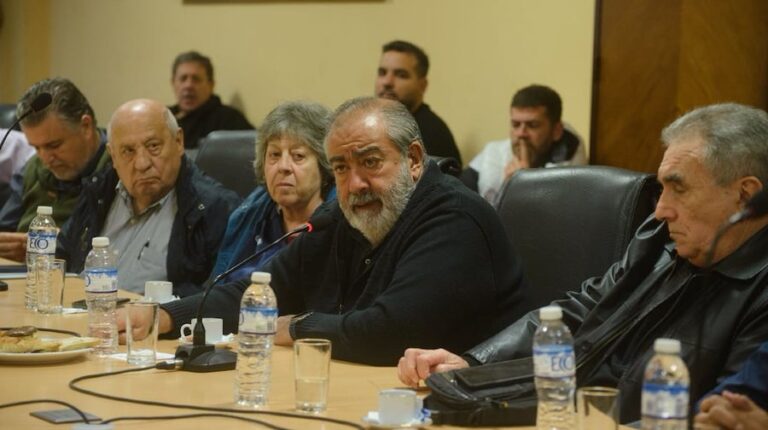 Pese a que se le concedió la prisión domiciliaria, la CGT convocó a marchar en apoyo a Cristina Kirchner mañana
