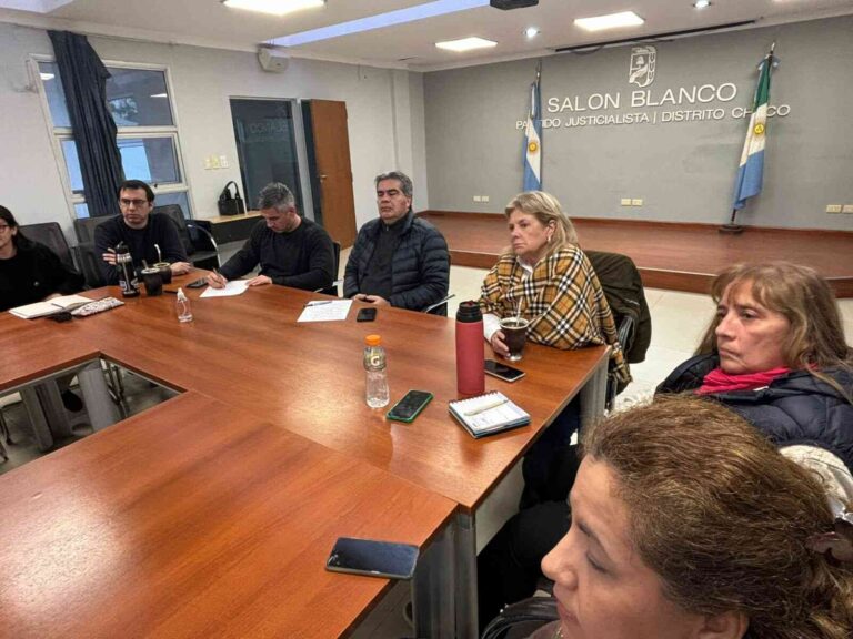 Capitanich se reunió con gremios estatales: Unidad y acción conjunta para poner un freno al atropello