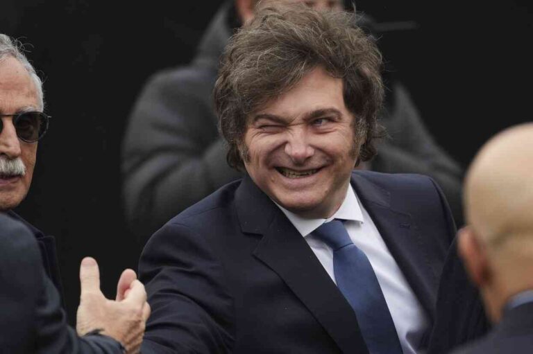 La justicia determinó que los tuits de Milei no son “personales” y lo complica en el caso Libra