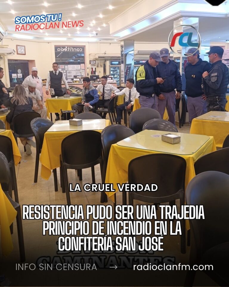 Resistencia incendio en la confitería San José que esta frente a la plaza 25 de Mayo