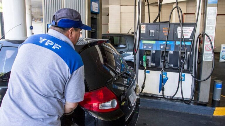 Desde esta medianoche, YPF aumenta el precio de sus combustibles en un 2,5%