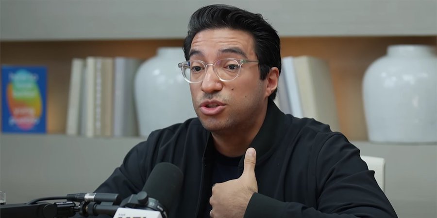 La advertencia del escritor Young Pueblo sobre el cambio personal: “No es necesario tocar fondo para transformar la vida”