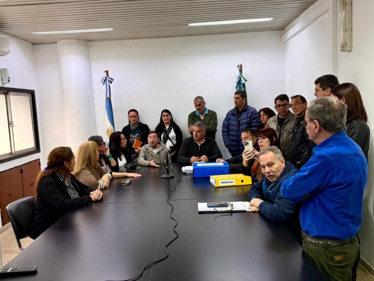 El oficialismo volvió a bloquear la justicia salarial docente: no se debatió el proyecto de ley sobre cláusula gatillo