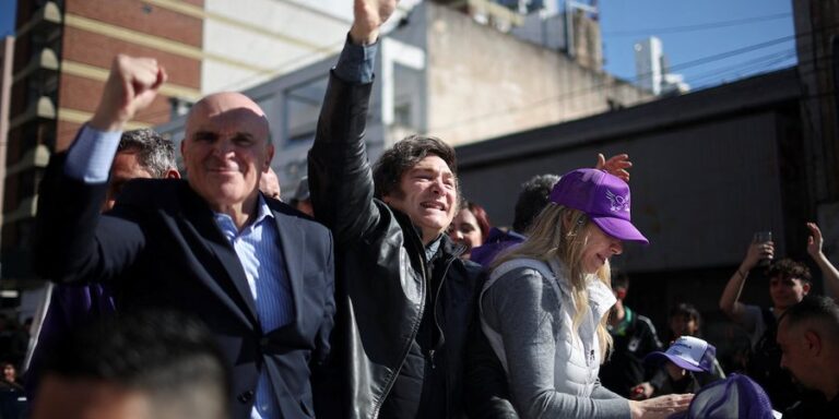 El mensaje que compartió Javier Milei con el Gabinete tras los incidentes: “Nada de esto me intimida, me llena de ganas de salir a la cancha”