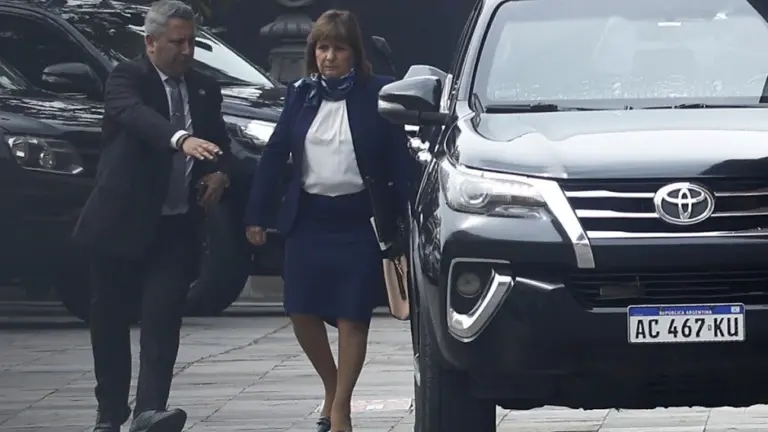 El peronismo busca los votos para impedir que Bullrich asuma como senadora