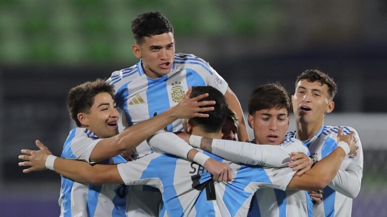 Argentina goleó 4-1 a Australia y se clasificó a los octavos de final del Mundial Sub 20