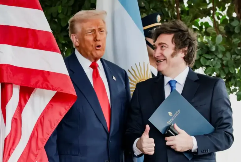 Trump sorprendió con una dura frase sobre la Argentina: “Están muriendo, ¿de acuerdo? Están muriendo”