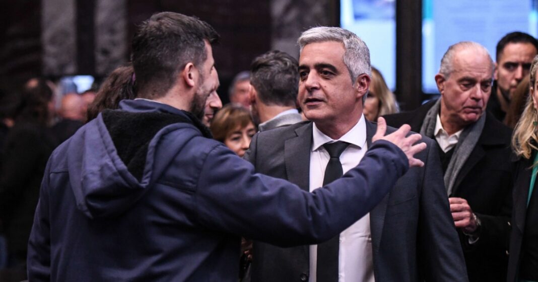 El rector de la Universidad Nacional de Rosario cruzó a Losada por votar el ajuste en educación