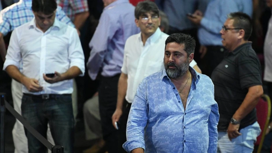 Angelici cerró con Chiqui Tapia y Toviggino: apoyo en la Justicia y su empresa Betano es sponsor del torneo