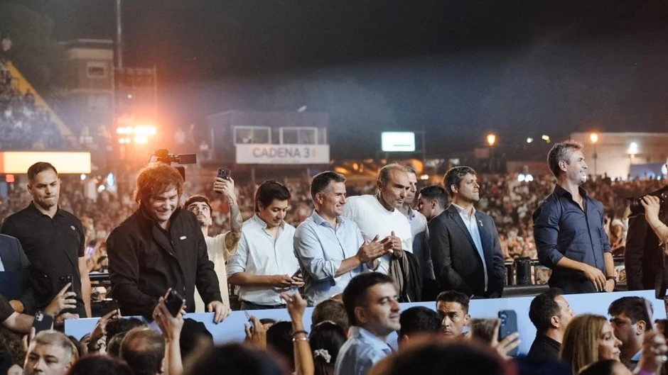 El paso de Milei por Jesús María encendió todas las alarmas en el peronismo