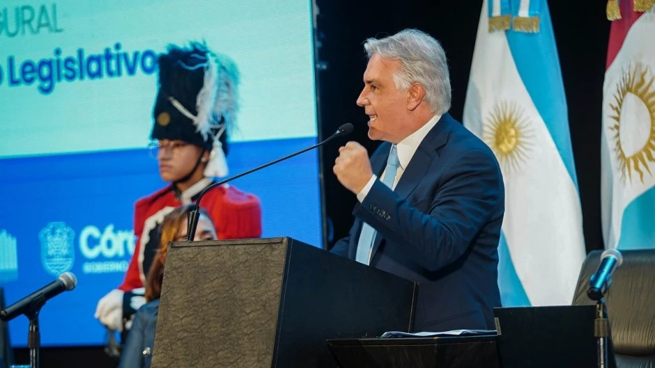 Llaryora duro con Milei: “La gente se estĆ” quedando sin trabajo”