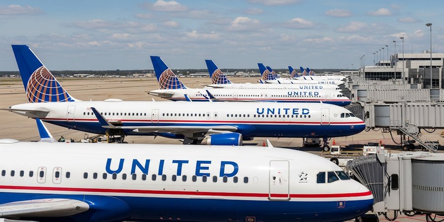 United Airlines reserva tarifas promocionales de millas solo a titulares de tarjeta