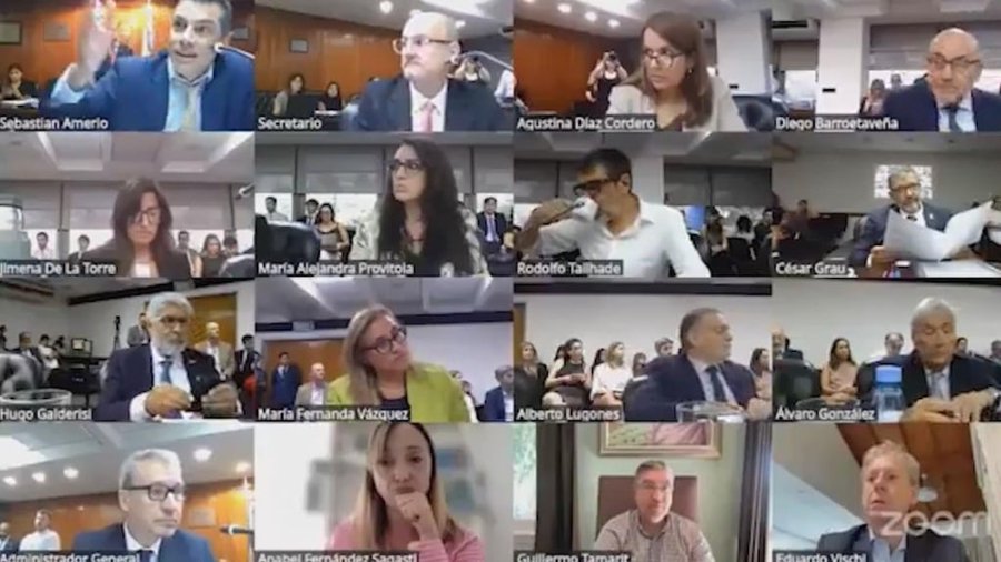 Video: el momento en que el viceministro de Justicia se enteró en una reunión que debía dejar su cargo