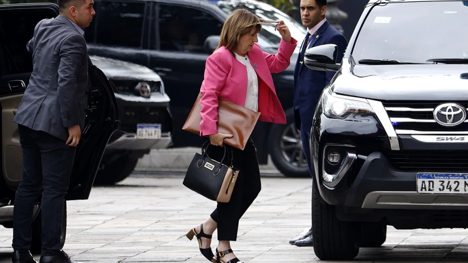 Bullrich en crisis por el golpe de poder de Karina, teme que le saquen la jefatura de bloque