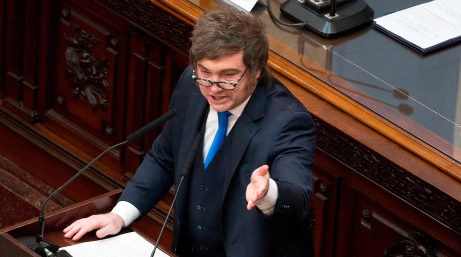 Javier Milei contra el ‘fetiche industrialista’, la reforma que no pasa por el Congreso