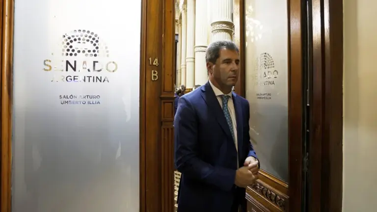 Con un guiño de Cristina, Uñac propone al peronismo hacer un supermartes de internas por regiones
