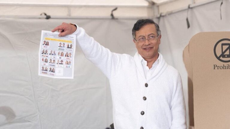 Elecciones en Colombia: el presidente Gustavo Petro desconoció los resultados del conteo oficial