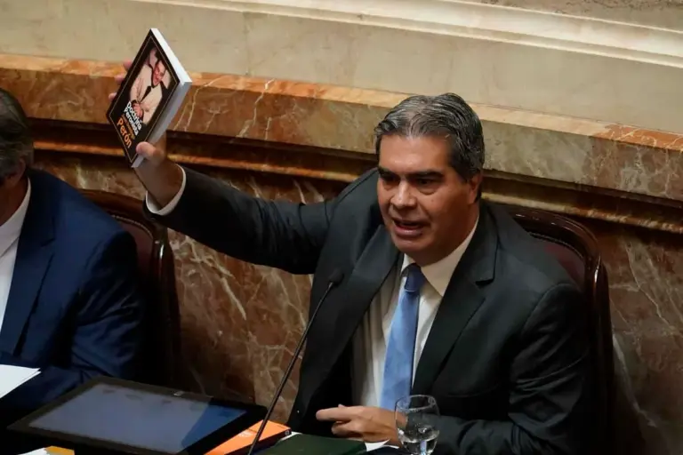 Jorge Capitanich le marcó la cancha a los libertarios: «¿De verdad estos tipos nos van a gobernar?»