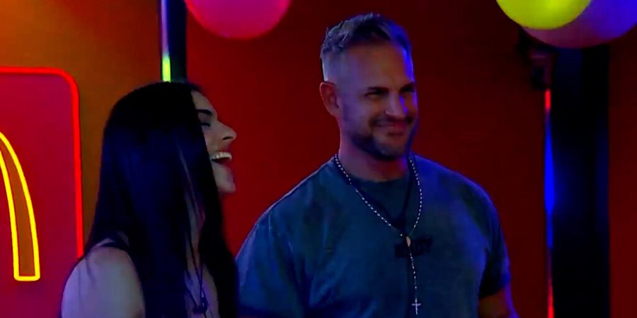 Crece el juego de seducción en Gran Hermano: Papucho se le declaró a Gabriela y ella tuvo una reacción inesperada